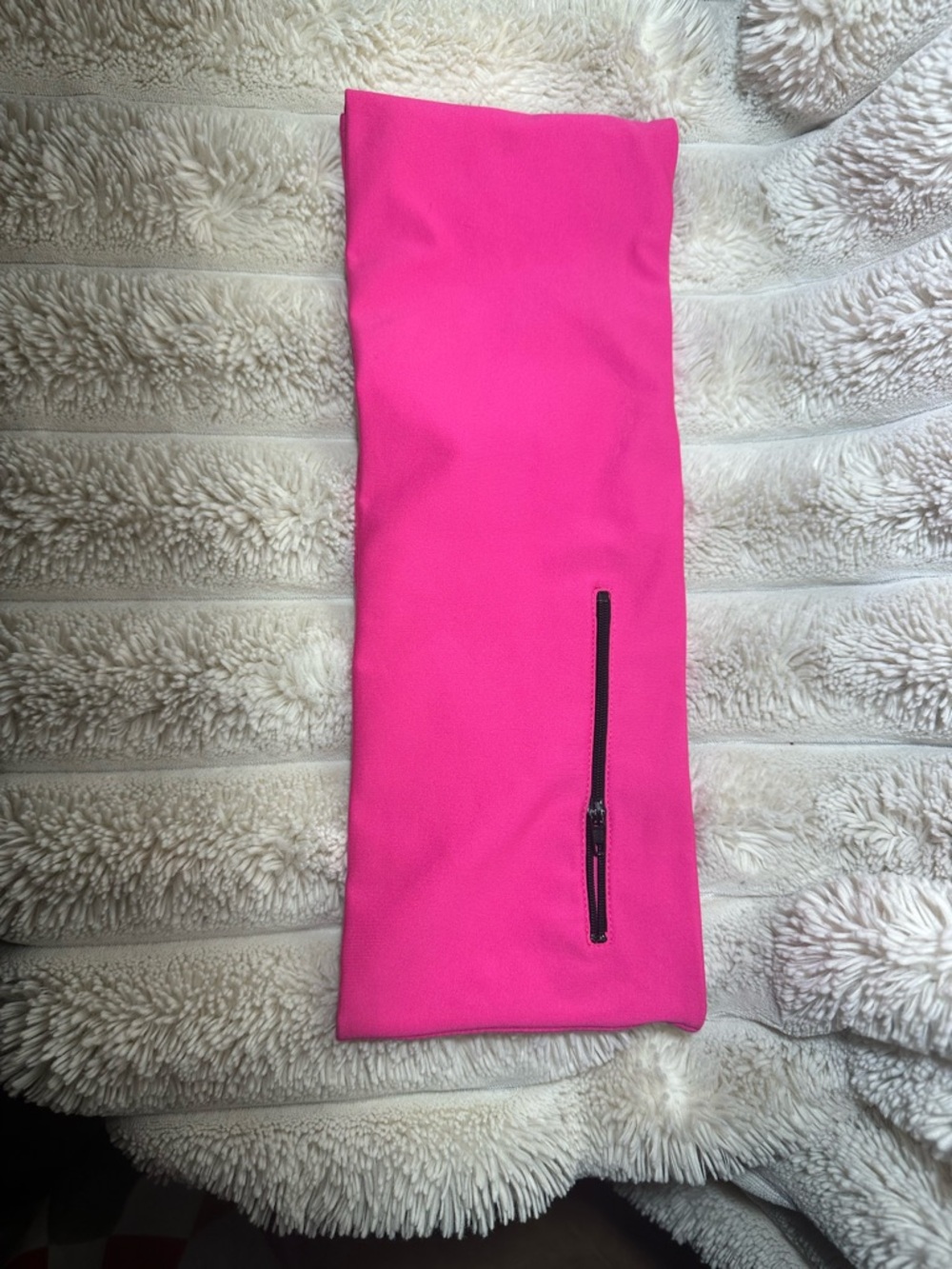 HipsSister Pink Running Belt - Zippered Pocket - Waistband - Picture 2 of 4
